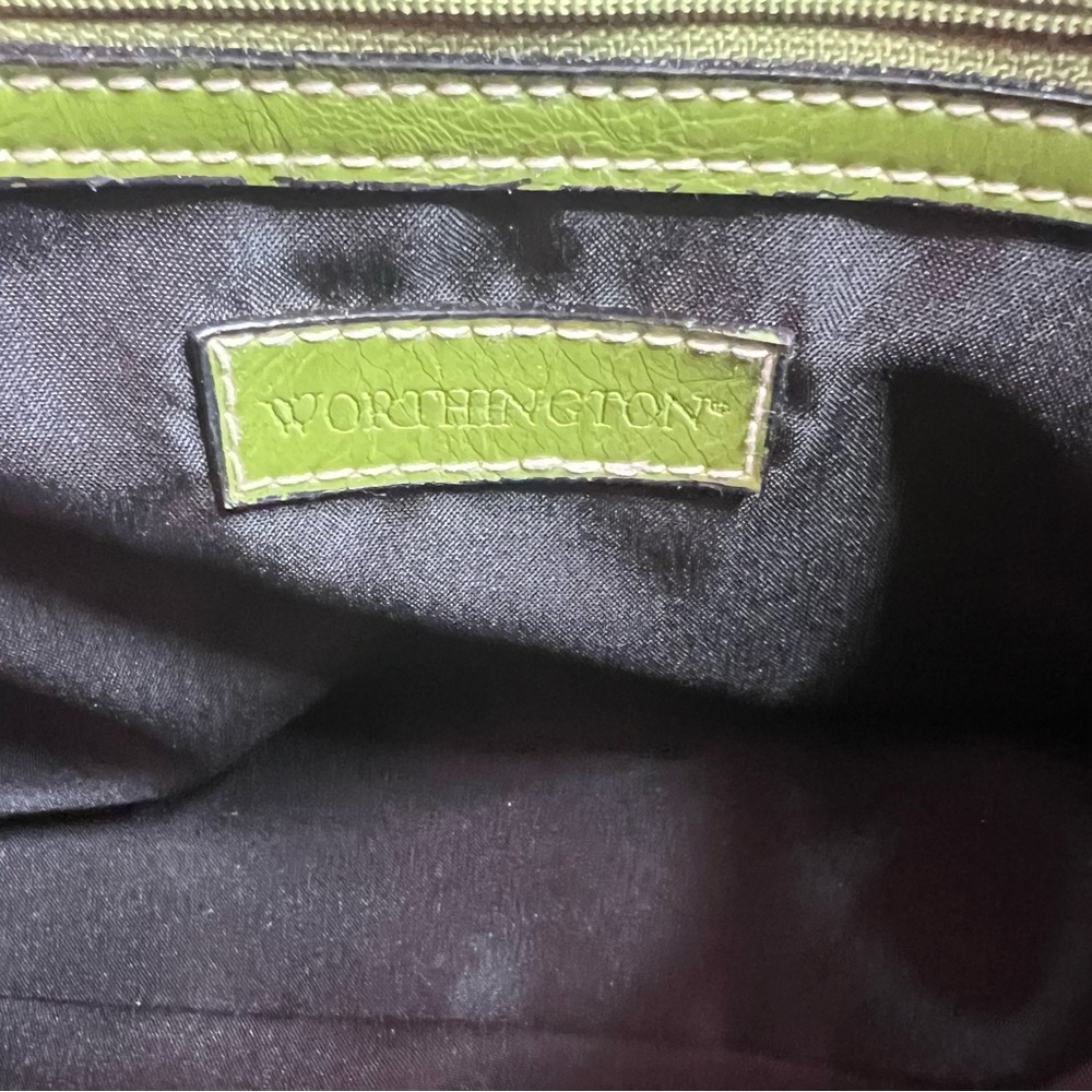 (SOLD) Vintage Green Leather Handbag - Picture 3 of 3